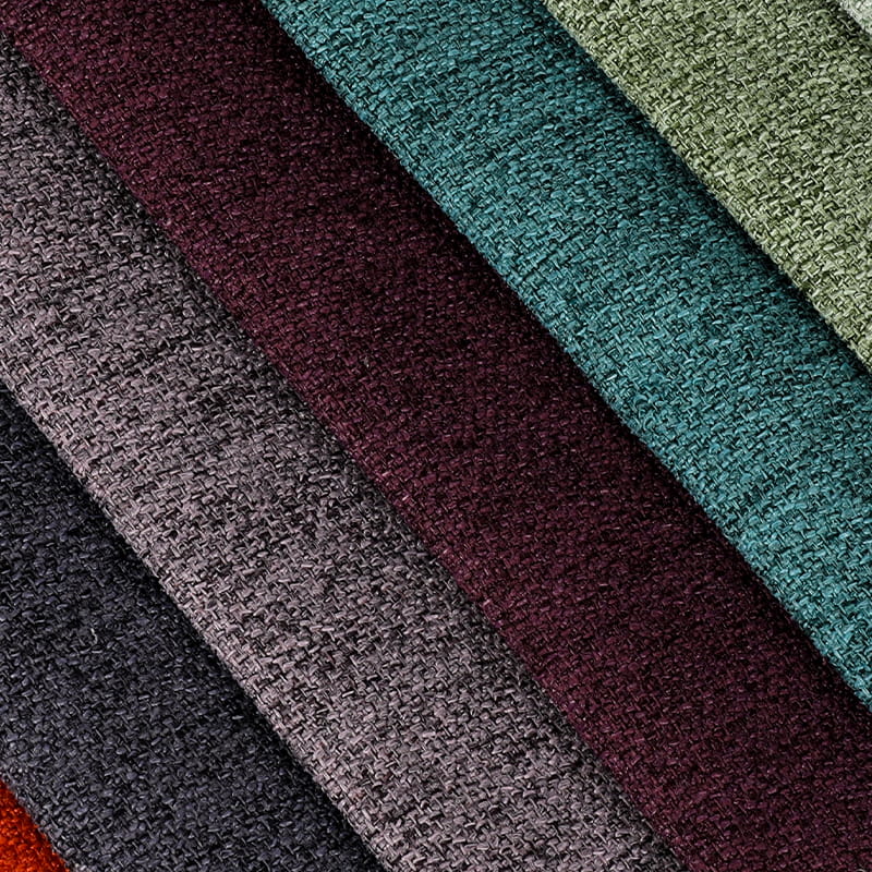 Zróżnicowany materiał mebli retro